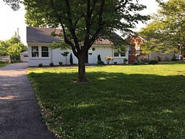 A Beautiful 3 Bedroom Apartment, with 2 Bathrooms in Louisville, KY