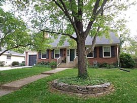 5 Beds 2 Baths in Lexington, KY