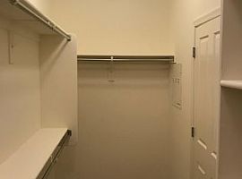 855 E Jacob St, Chandler, Az 85225 in Chandler, AZ (Photo 5 of 7)