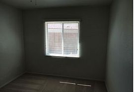 2690 S Gardenia Ave, Yuma, Az 85365 in Yuma, AZ (Photo 4 of 9)