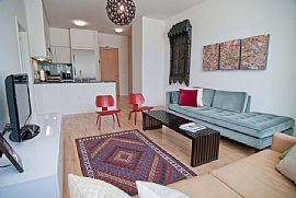 Spacious 1 Bedroom Apartment in Downtown Palo Alto in Palo Alto, CA (Photo 2 of 7)