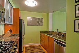 Modern 1 Bedroom Apartment in North Berkeley in Berkeley, CA (Photo 6 of 10)
