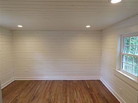  110 Hillandale Rd, Greenville, Sc 29609 3 Beds 2.5 Baths 1,000 in Greenville, SC (Photo 8 of 12)