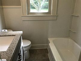  126 Somerset St, Greenville, Sc 29611 2 Beds 1 Bath -- Sqft in Greenville, SC (Photo 7 of 8)
