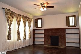  101 W Decatur St, Greenville, Sc 29617 2 Beds 1 Bath -- Sqft in Greenville, SC (Photo 3 of 9)