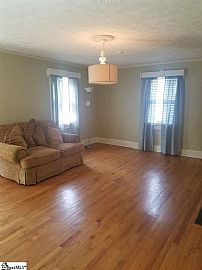  209 Landwood Ave, Greenville, Sc 29607 2 Beds 1 Bath -- Sqft in Greenville, SC (Photo 8 of 10)