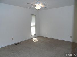  5701 Greenbay Dr, Durham, Nc 27712 3 Beds 2 Baths 1,392 Sqft in Durham, NC (Photo 3 of 8)