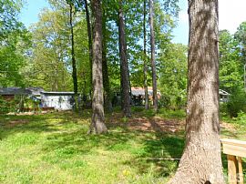  5701 Greenbay Dr, Durham, Nc 27712 3 Beds 2 Baths 1,392 Sqft in Durham, NC (Photo 8 of 8)