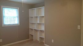  210 Candlewood Dr, Wilmington, Nc 28411 3 Beds 1.5 Baths 1,250 in Wilmington, NC (Photo 8 of 11)