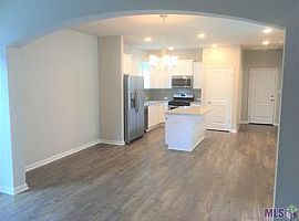 4 Beds 2 Baths For More Information Contact (979) 493-0047 in Baton Rouge, LA (Photo 3 of 10)