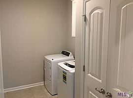 4 Beds 2 Baths For More Information Contact (979) 493-0047 in Baton Rouge, LA (Photo 8 of 10)