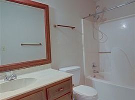  15002 Ashwood Cir Se, Huntsville,  in Huntsville, AL (Photo 5 of 7)