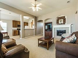 416 Connemara Trl, Celina, Tx 75009 3 Beds 2 Bath in Celina, TX (Photo 8 of 9)