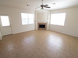 6147 Southwell Ln, League City, Tx 77573 5 Beds 3 Baths in League City, TX (Photo 2 of 8)