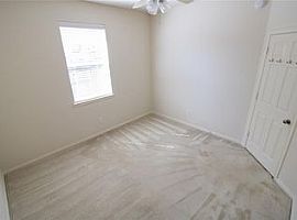 6147 Southwell Ln, League City, Tx 77573 5 Beds 3 Baths in League City, TX (Photo 3 of 8)