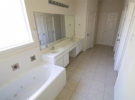 6147 Southwell Ln, League City, Tx 77573 5 Beds 3 Baths in League City, TX (Photo 4 of 8)