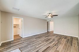 4031 W North Ln Phoenix, Az 85051 in Phoenix, AZ (Photo 7 of 12)