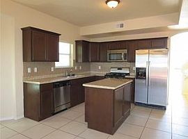 3 Beds 4 Baths  For More Information Contact (979) 493-0047 in El Paso, TX (Photo 7 of 12)