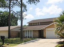 3 Beds 2.5 Baths For More Information Call 979) 493-0047 in Houston, TX (Photo 12 of 12)