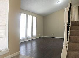 3 Beds 2.5 Baths For More Information Call 979) 493-0047 in Houston, TX (Photo 8 of 12)