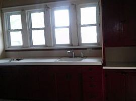 A Beautiful 4 Bedroom Apartment, with 2 Bathrooms in Underwood, ND (Photo 6 of 12)