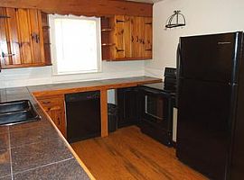 3 Beds 2 Baths in Pulaski, VA (Photo 3 of 5)