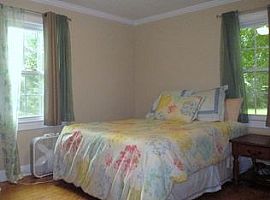 4 Beds 2 Baths in Chesapeake, VA (Photo 5 of 5)