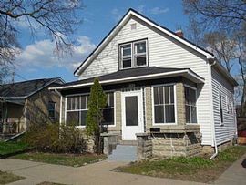 4 Beds 1 Bath in La Crosse, WI