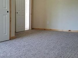 4 Beds 1 Bath in La Crosse, WI (Photo 2 of 5)