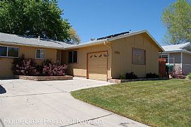 3255 Elaine Way, Sparks, Nv 89431 in Sparks, NV