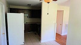 3 Beds 2336 2nd Pl Ne, Center Point, Al 35215 in Center Point, AL (Photo 4 of 12)