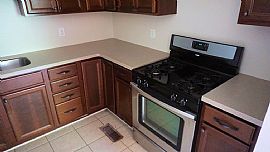 3 Beds 2336 2nd Pl Ne, Center Point, Al 35215 in Center Point, AL (Photo 5 of 12)