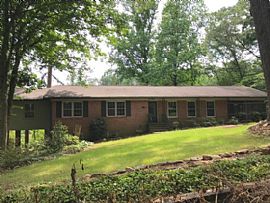 210 Thomas St, Clemson, Sc 29631 4 Beds 3 Baths in Clemson, SC