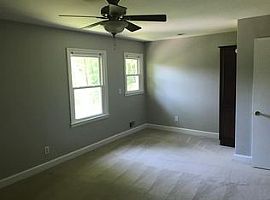 210 Thomas St, Clemson, Sc 29631 4 Beds 3 Baths in Clemson, SC (Photo 9 of 9)