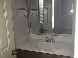 3 Nelson St, Greenville, Sc 29601 2 Beds 2 Baths in Greenville, SC (Photo 4 of 8)