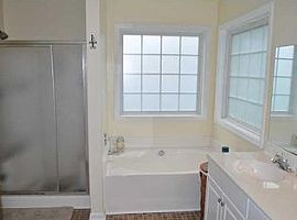1440 Wellesley Cir, Mount Pleasant, Sc 29466 3 Beds 2 Baths in Mount Pleasant, SC (Photo 6 of 8)