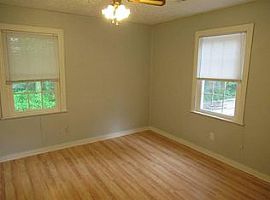 403 Old Buncombe Rd, Travelers Rest, Sc 29690 2 Beds 1 Bath in Travelers Rest, SC (Photo 2 of 9)