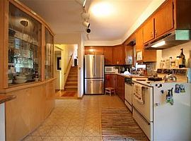 4912 Eyre Ln, Madison, Wi 53711 3 Beds 2 Baths in Madison, WI (Photo 2 of 4)