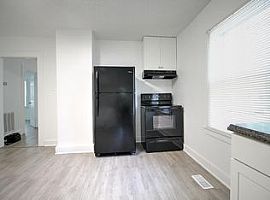 817 Belvin Ave, Durham Rent 500 Deposit 500 Total 1000 in Durham, NC (Photo 2 of 6)