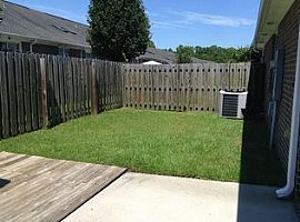 340 Monlandil Dr, Wilmington, Nc 28403 3 Beds 2 Baths in Wilmington, NC (Photo 12 of 12)