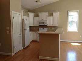 340 Monlandil Dr, Wilmington, Nc 28403 3 Beds 2 Baths in Wilmington, NC (Photo 2 of 12)