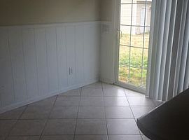 832 Arnold Rd, Wilmington Rent 700 Deposit 700 Total 1400 in Wilmington, NC (Photo 6 of 8)