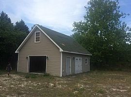 832 Arnold Rd, Wilmington Rent 700 Deposit 700 Total 1400 in Wilmington, NC (Photo 8 of 8)