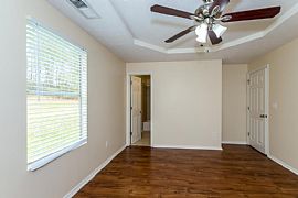 1581 Picadilly Ct Ne in Conyers, GA (Photo 5 of 12)