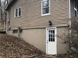 501 River Rd, Lisbon, Ct 06351 in Lisbon, CT (Photo 9 of 12)