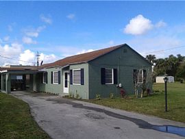 2055 56th Ave, Vero Beach, Fl 32966 in Vero Beach, FL