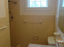 1209 Dickson Ave, Hanahan, Sc 29410 Rent $600 and Dep $600 in Hanahan, SC (Photo 5 of 8)