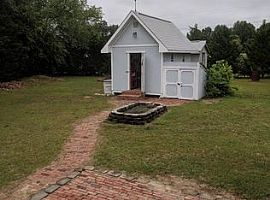 1112 New Castle Ct, Raleigh, Nc 27603 3 Beds 2 Baths 1,325 Sqft in Raleigh, NC (Photo 6 of 11)