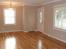 3bed 2bath in Ann Arbor, MI (Photo 5 of 5)