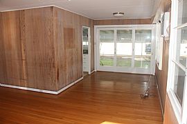 1308 10th Ave in Honolulu, HI (Photo 4 of 12)